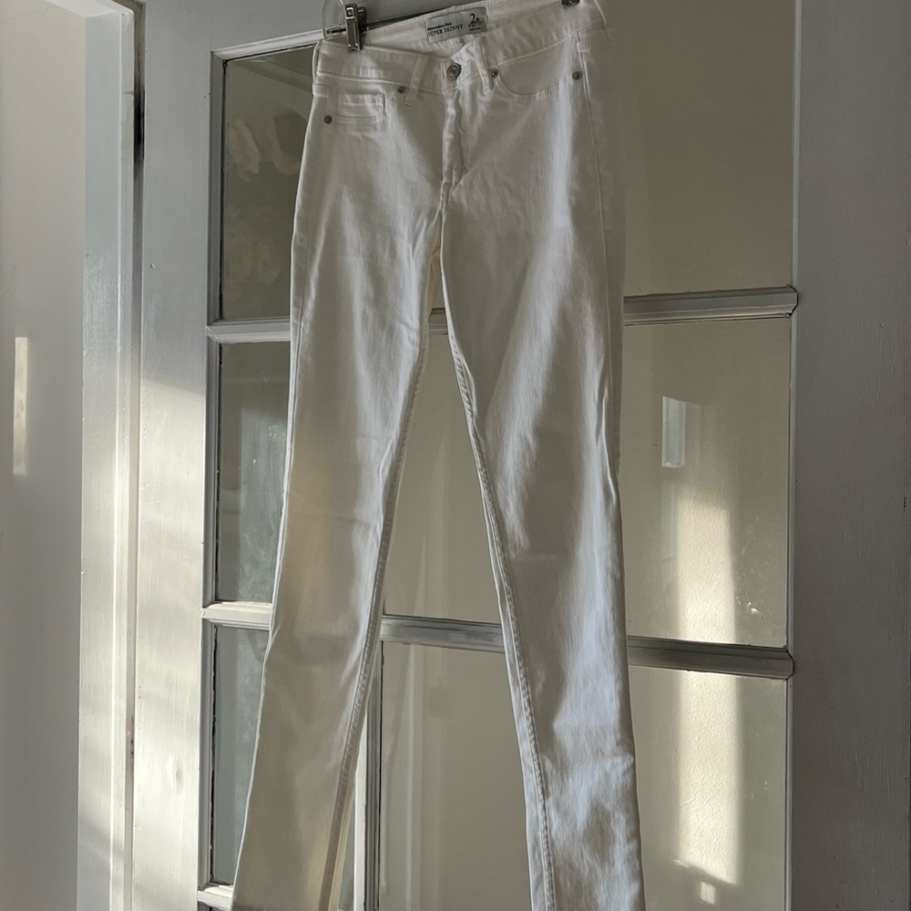 Abercrombie & Fitch White Skinny Jeans